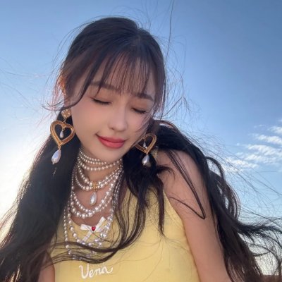 黄蜂女